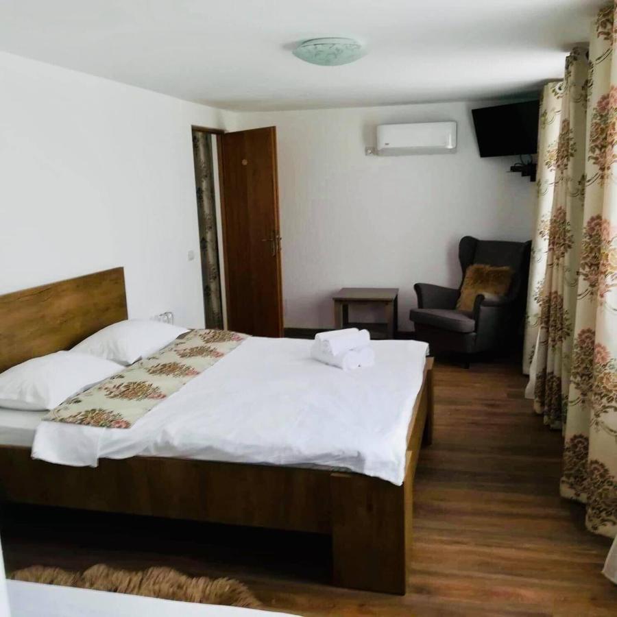 Casa Dianas Hotel Dunavăţu de Jos Buitenkant foto